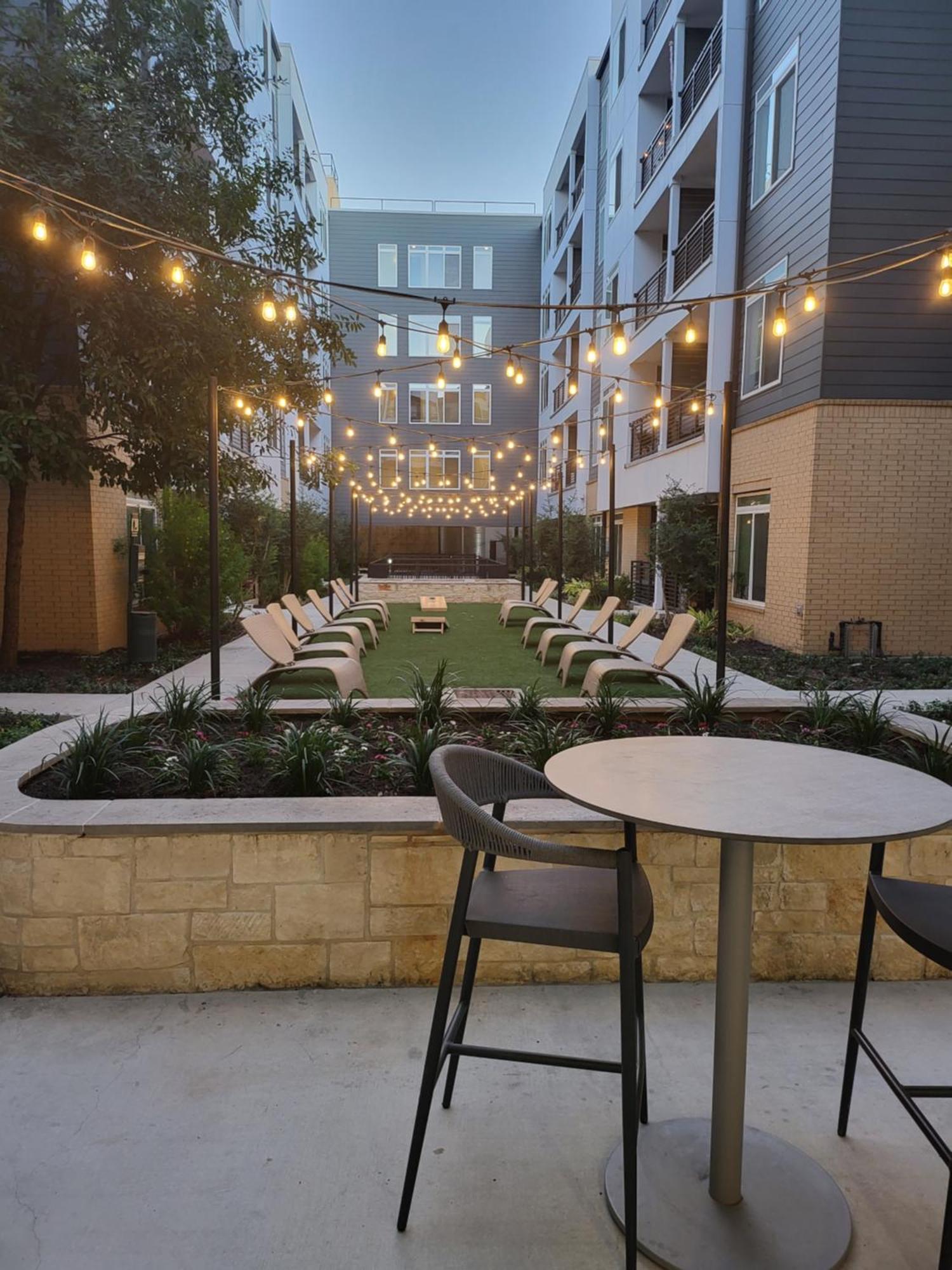 Beautiful Condo On Riverwalk W King Ste Free Parking Pet Friendly Centrally Located On The Riverwalk San Antonio Esterno foto