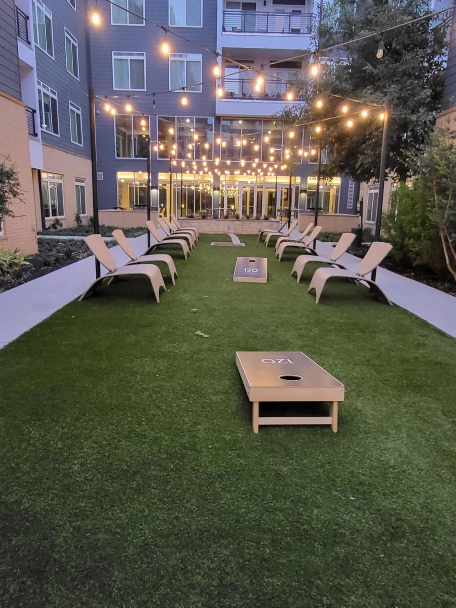 Beautiful Condo On Riverwalk W King Ste Free Parking Pet Friendly Centrally Located On The Riverwalk San Antonio Esterno foto